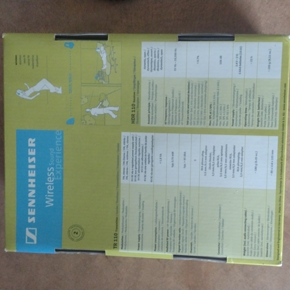 Sennheiser Wireless Headphones - Black and Silver - Picture 3 of 6